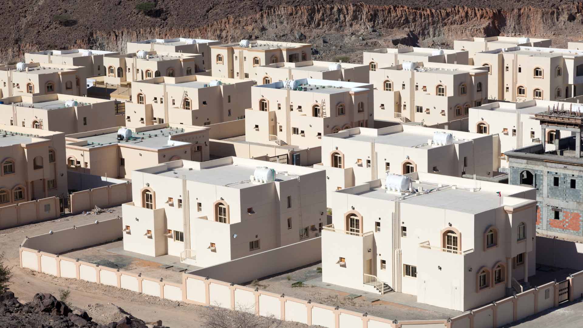 Situated on the coastline of the Gulf of Oman, Fujairah is one of the leading and developing city of UAE